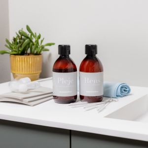 Korsbakken Pleiesett for Solid Surface servanter
